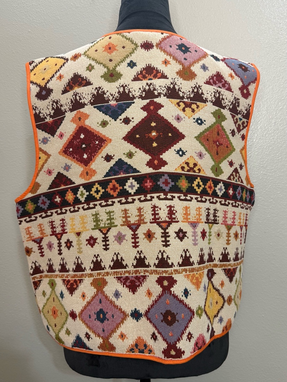 Multicolor Geometric Knit Vest with Orange Trim - Picture 2 of 5